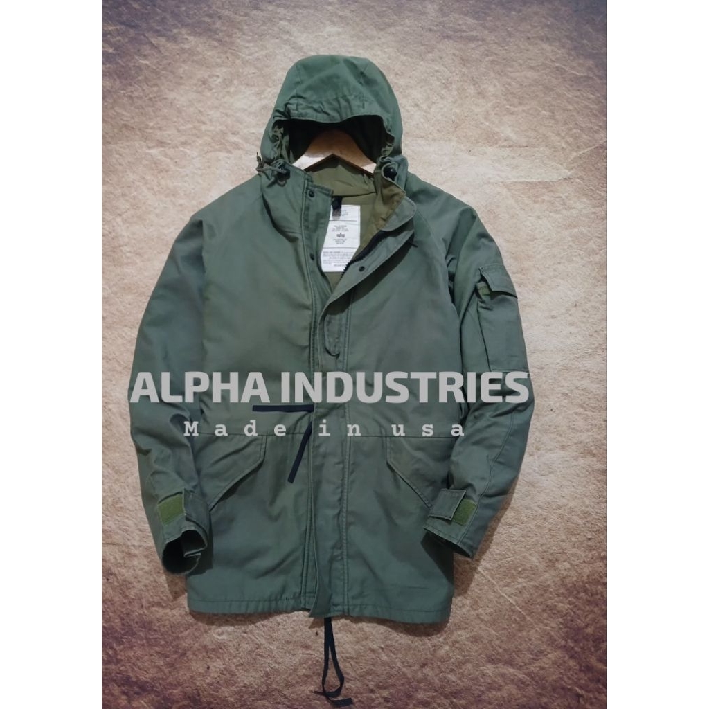 Jaket parka  ALPHA INDUSTRIES kanvas tebal berat bekas pakai