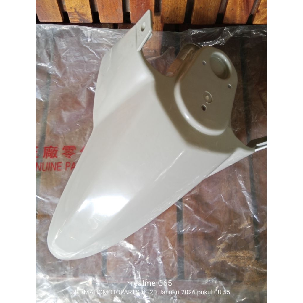 spakbor depan kymco Free LX