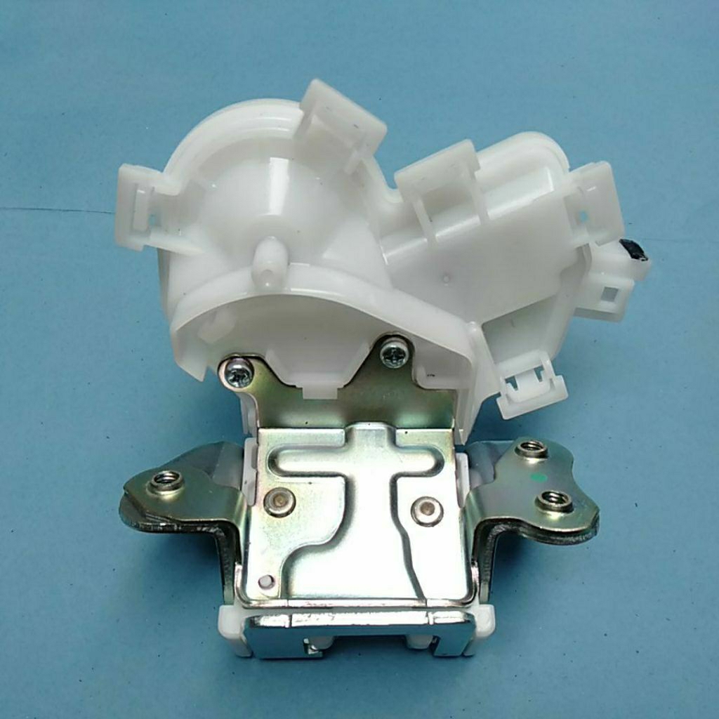 DOOR LOCK PINTU BAGASI XPANDER & LIVINA