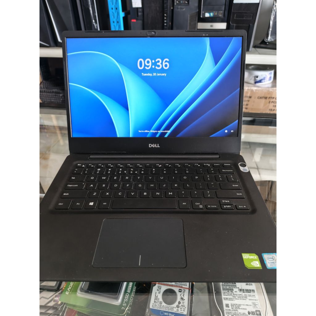 Laptop Dell Vostro 5481 Intel Core i7 gen8