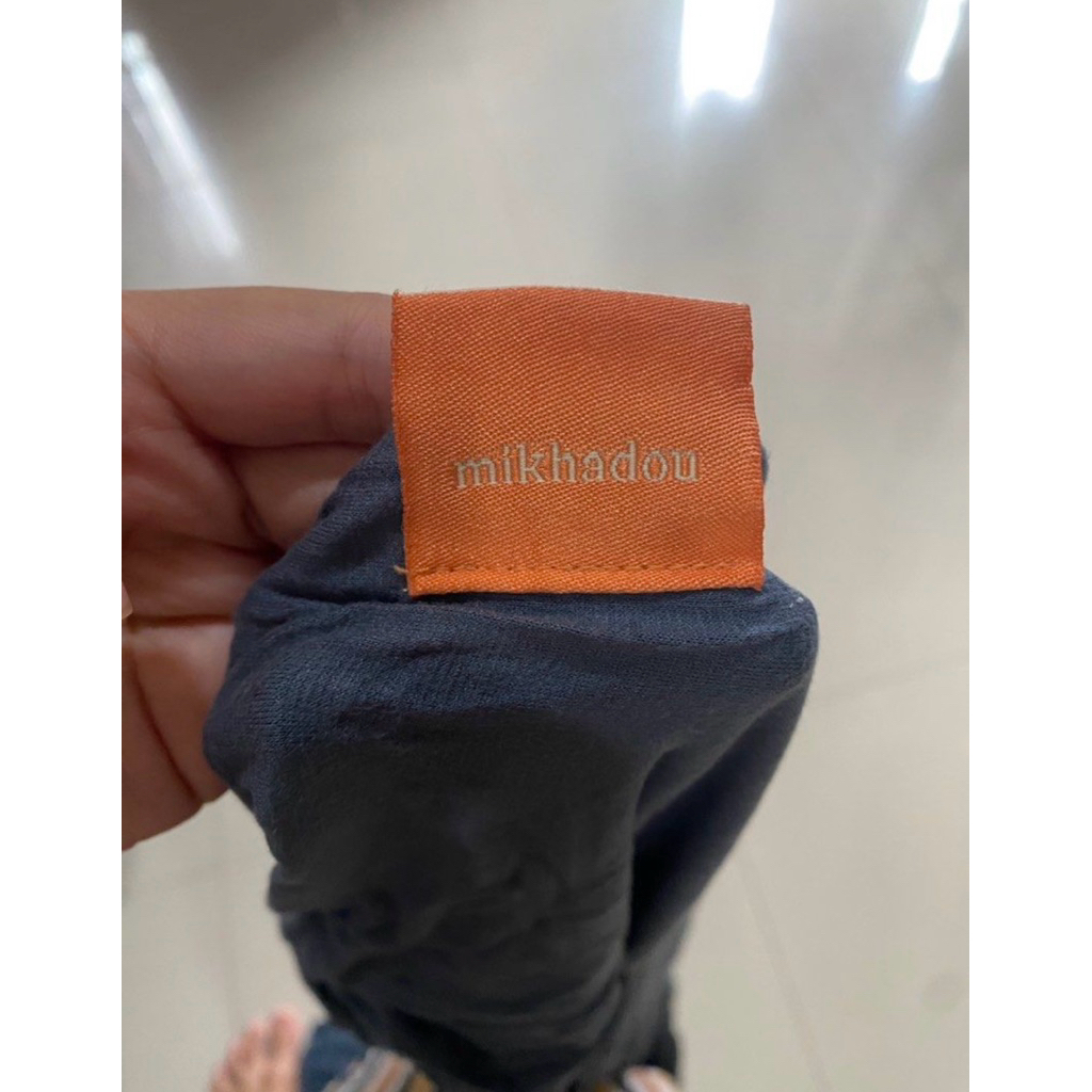 mikhadou gendongan bayi