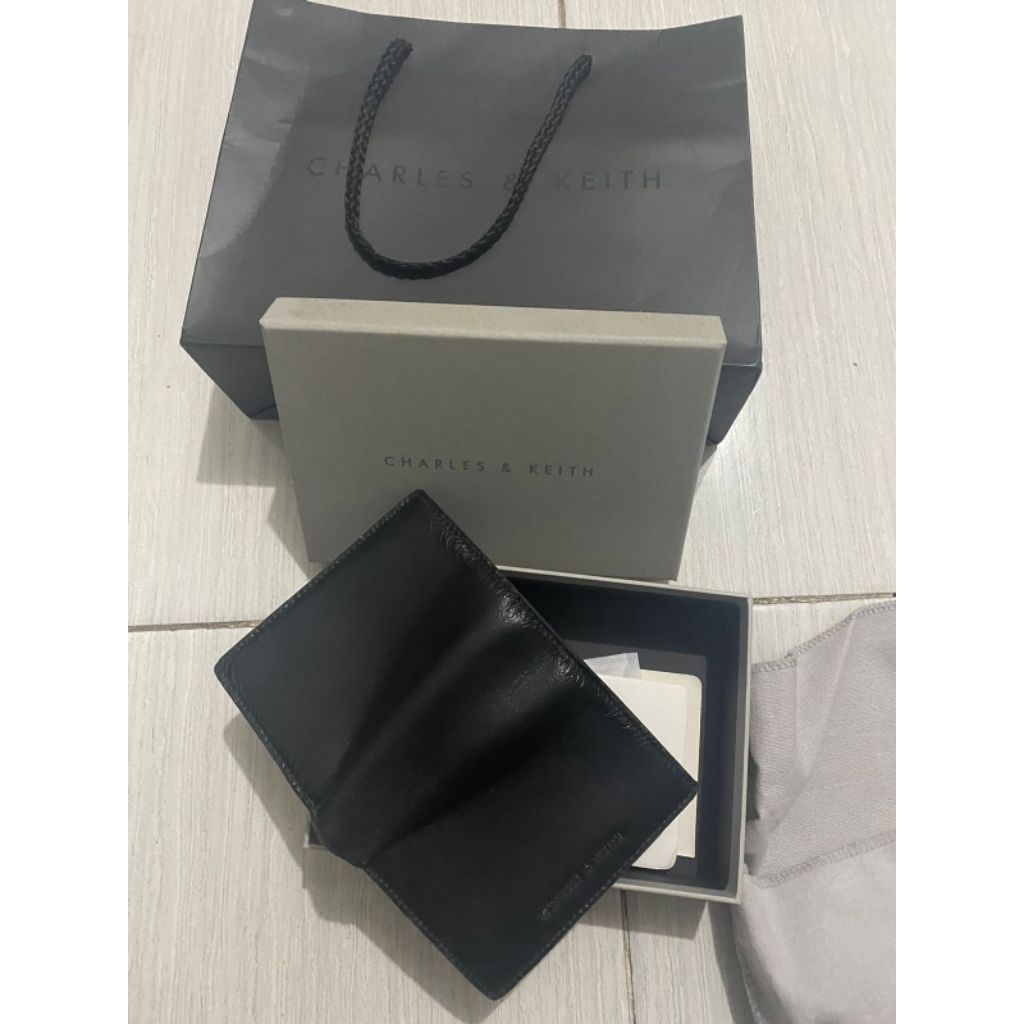 preloved Dompet Ori Charles and Keith/CK