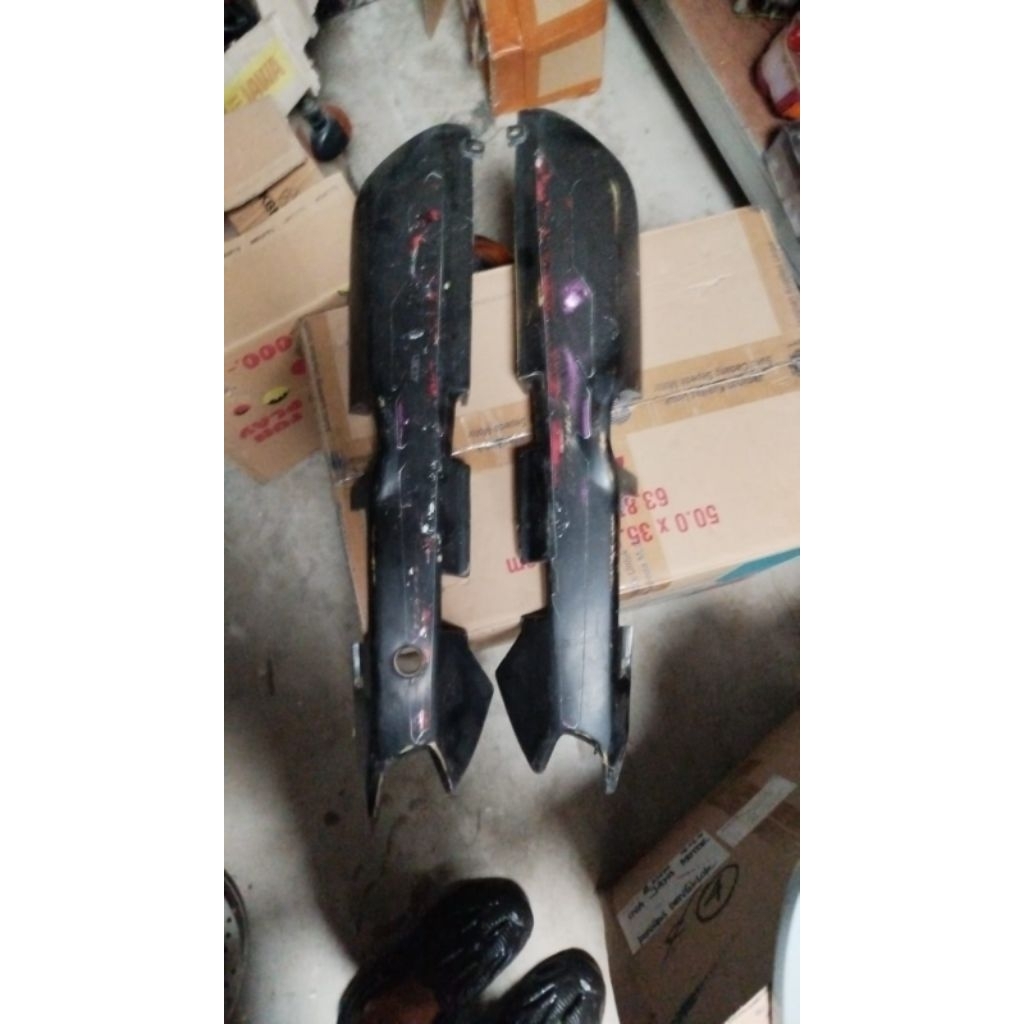Bodi cover body Honda grand bulus 93 behel panjang