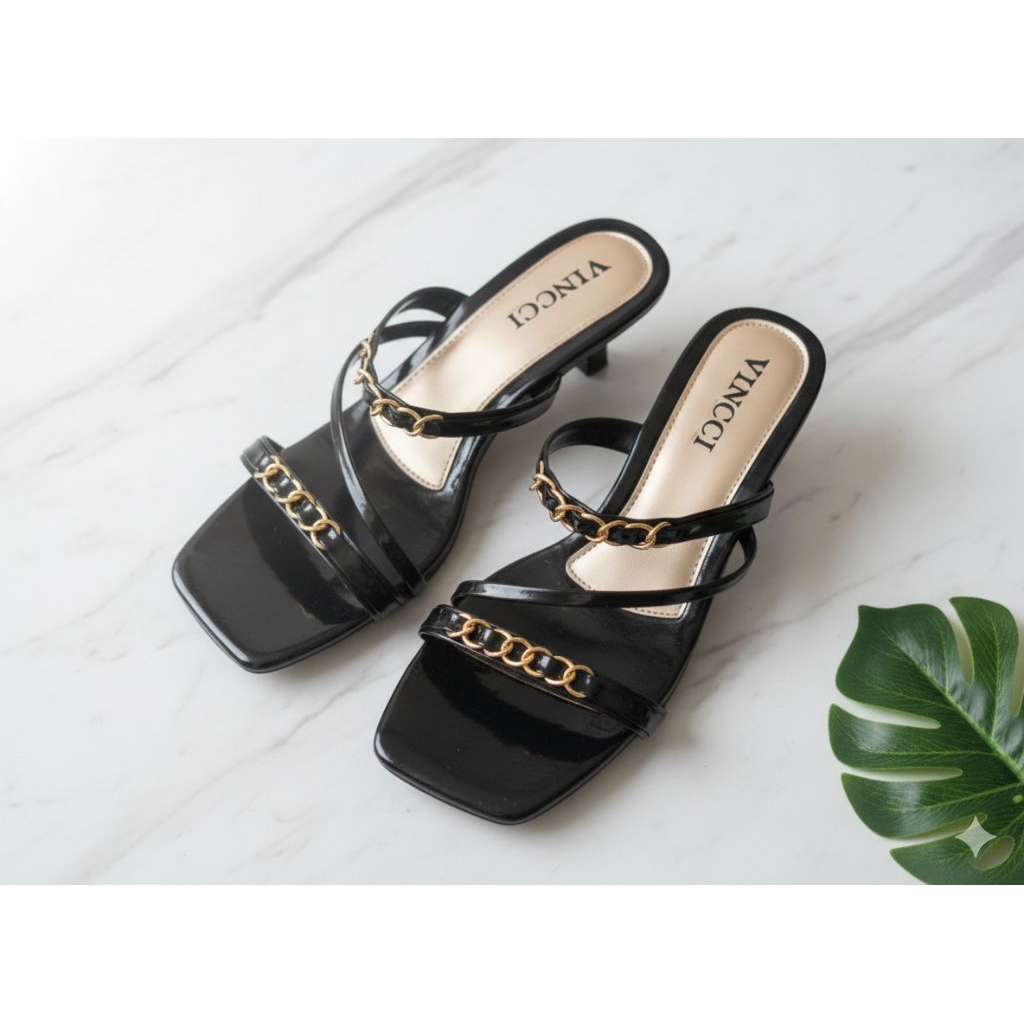 sepatu Sandal Heels Wanita Vincci - Hitam Elegan dengan Aksen Rantai Ema