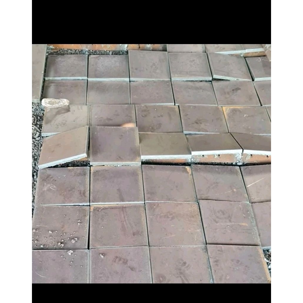 plat besi 20×20 cm Tebal 8mm