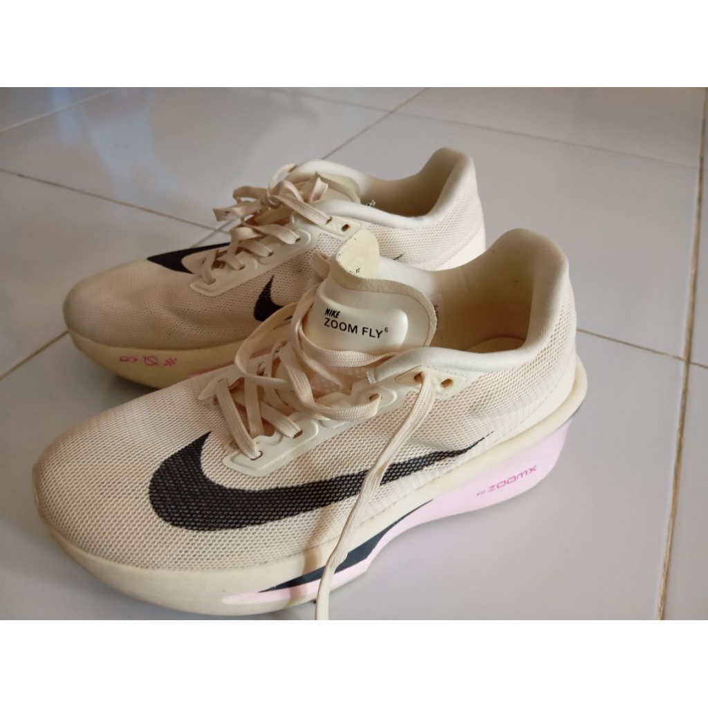 Sepatu Lari/Running Pria/Wanita Nike Zoom Fly 6