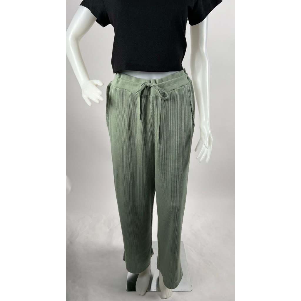 Celana Wanita Preloved SportScraft, Uniqlo, Et Cetera