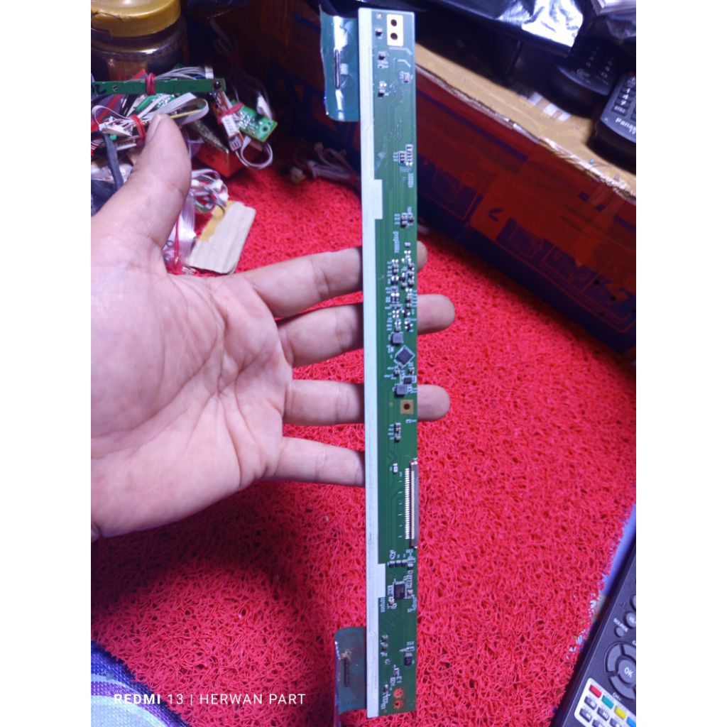 TIKON TIKON COF LAYAR TV LED SHARP LC 24LE175I