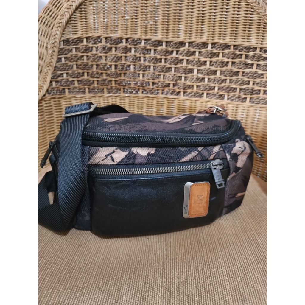 tumi alpha bravo kelley sling camo
