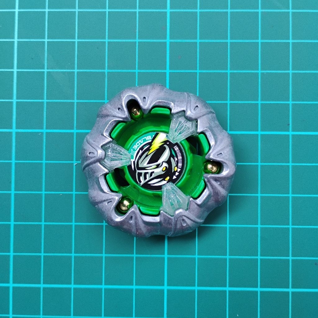 Beyblade X UX-10 Knight Mail (Blade)