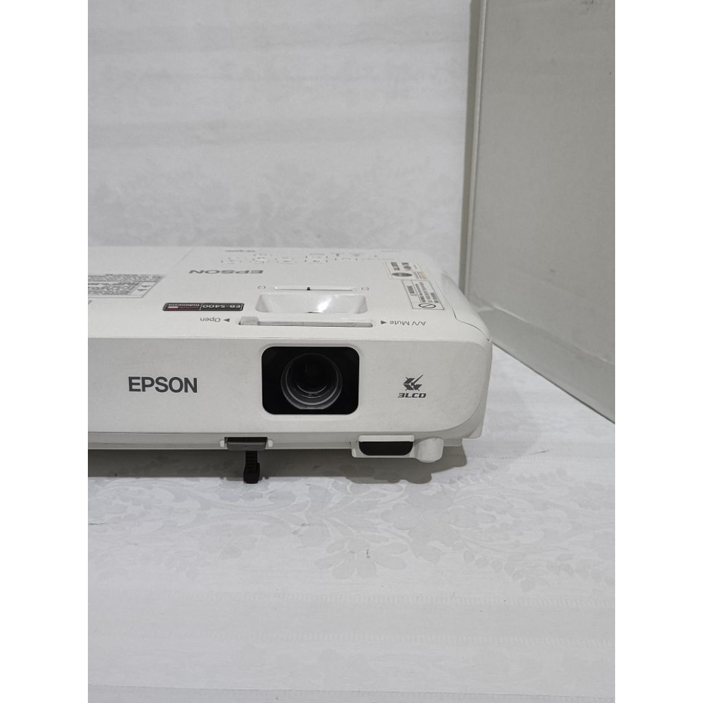 PROYEKTOR EPSON EB-S400 3.200 Lumens - Epson HDMI Projector