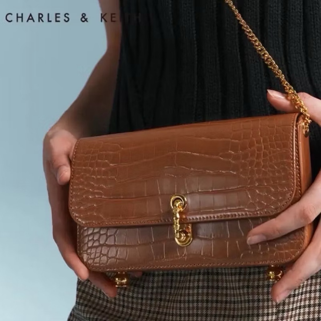 [PRELOVED TANPA BOX/PAPERBAG] - SLING BAG CHARLES & KEITH - CHARLES & KEITH - CHARLES & KEITH CHOCOL