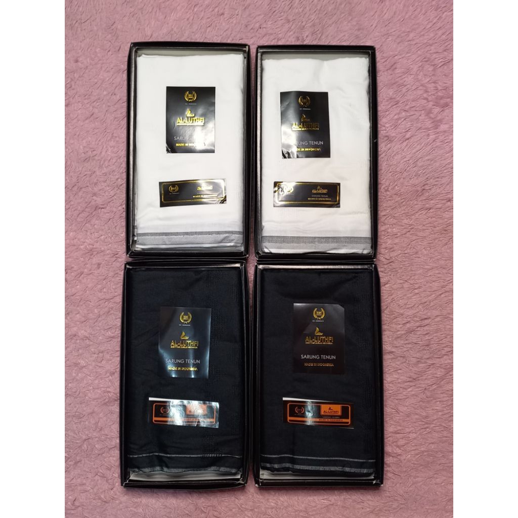 Sarung Al Luthfi Hitam dan Putih