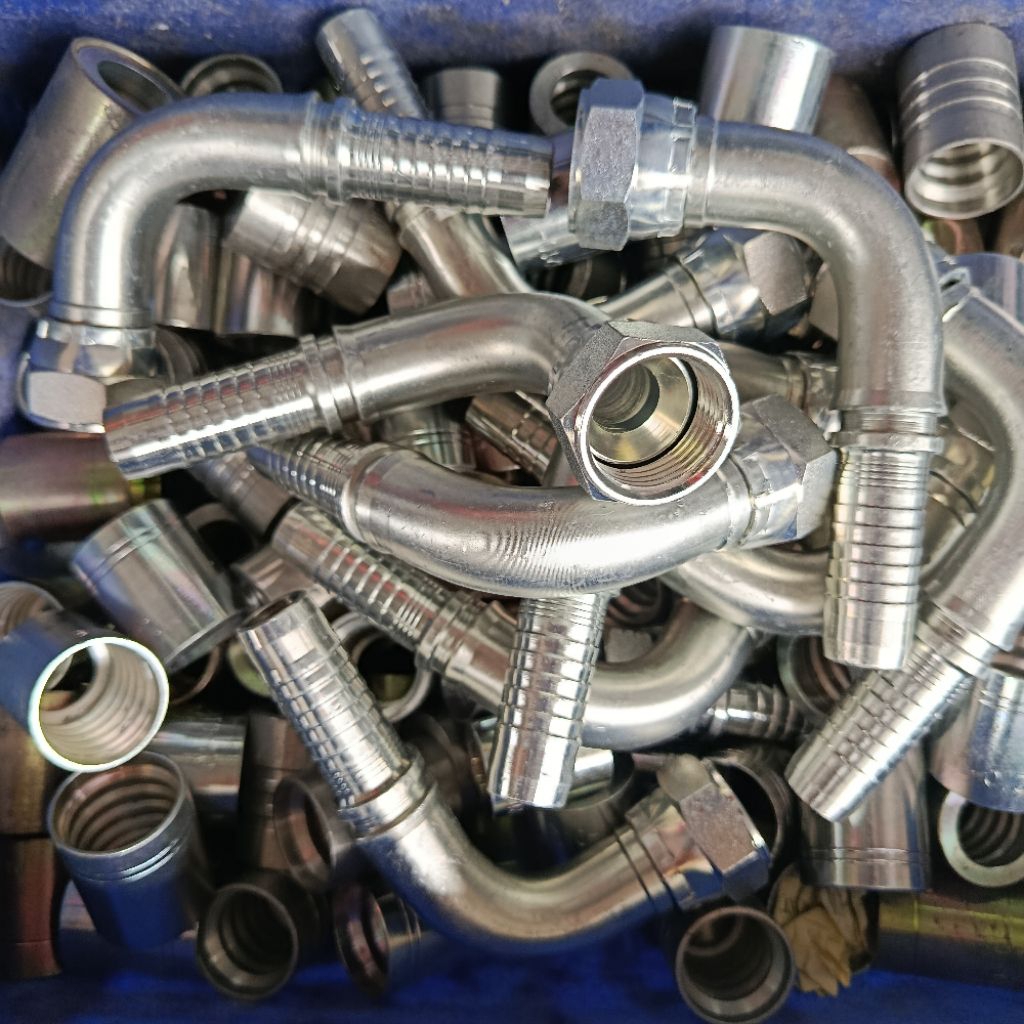 Fitting hydraulic NJ 90°