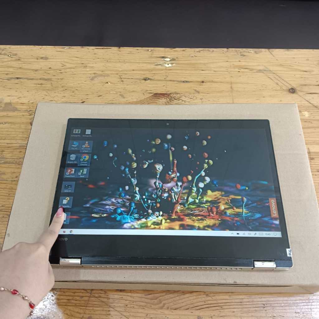 Lenovo Yoga 520 || 81CB, Intel core i5 - 8250U, 8/256Gb, TC, #Vga, Gold