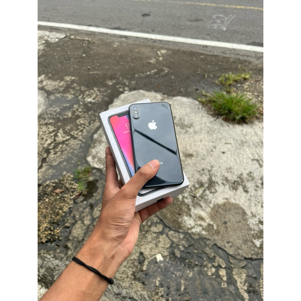 IPHONE  X  256GB  INTER ALL OPERATOR