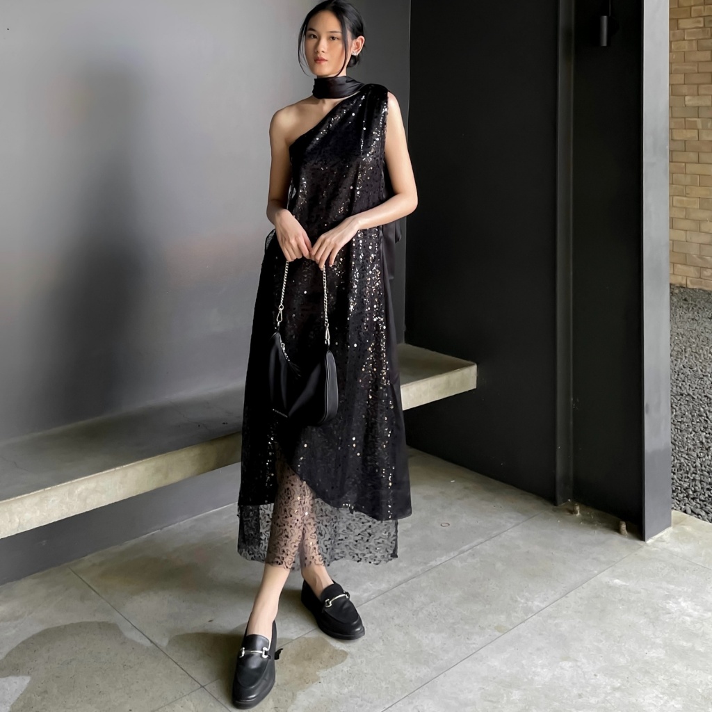 Namelis - Irish Dress