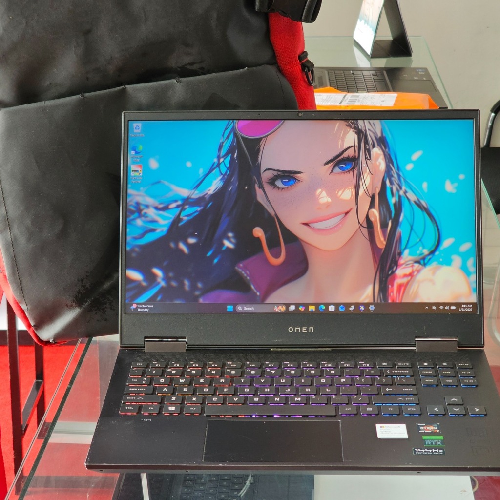 HP OMEN 15 AMD Ryzen 7 4000 series Ram 16 GB SSD 512 GB Nvidia RTX 2060 144 Hz RGB Gaming