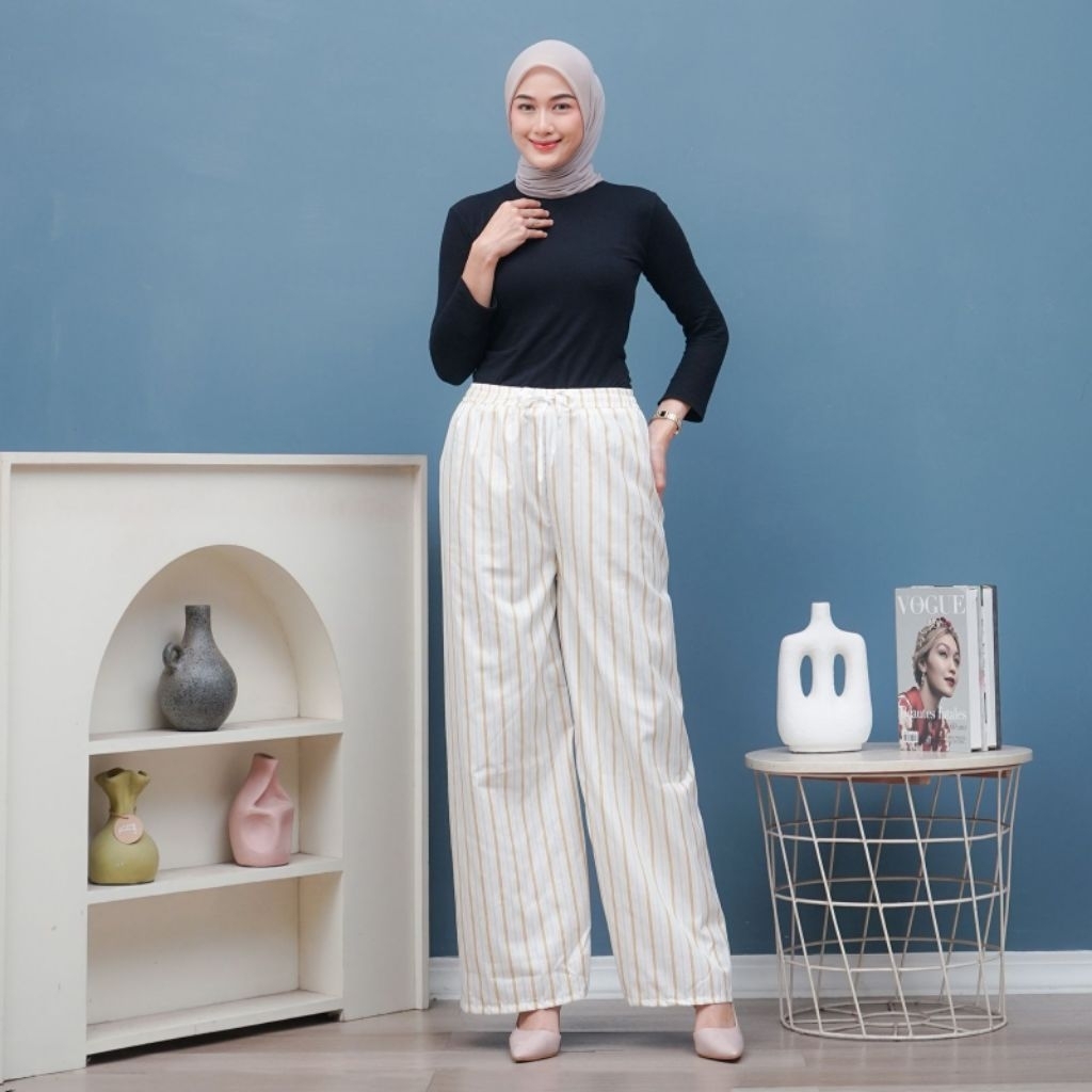 Celana Panjang Wanita Highwaist - Pinggang Karet, Saku Praktis, Pola Garis-garis