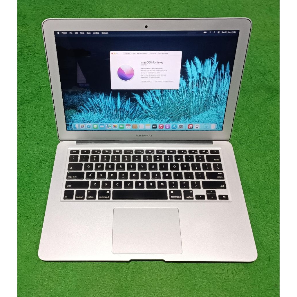 Apple MacBook Air 2015 Intel i5 8/128 Silver