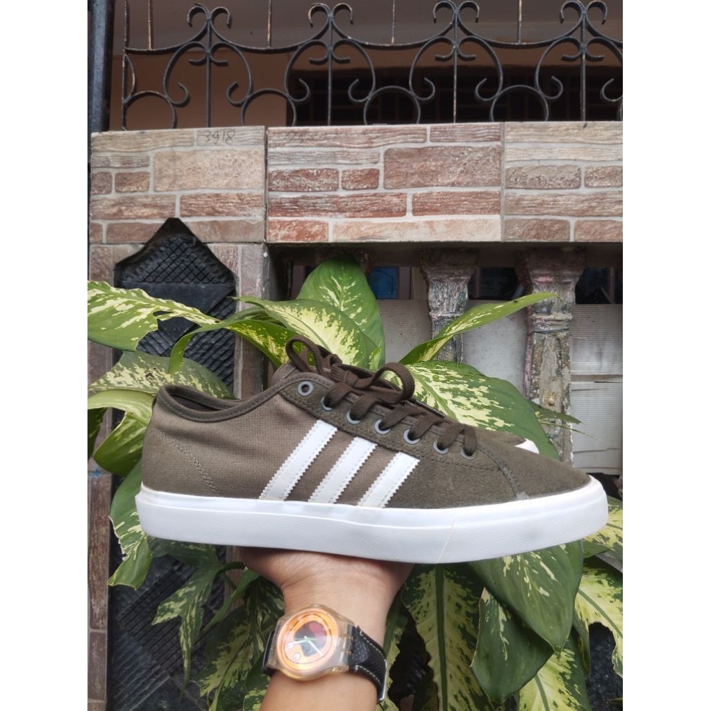 Adidas matchcourt skateboarding
