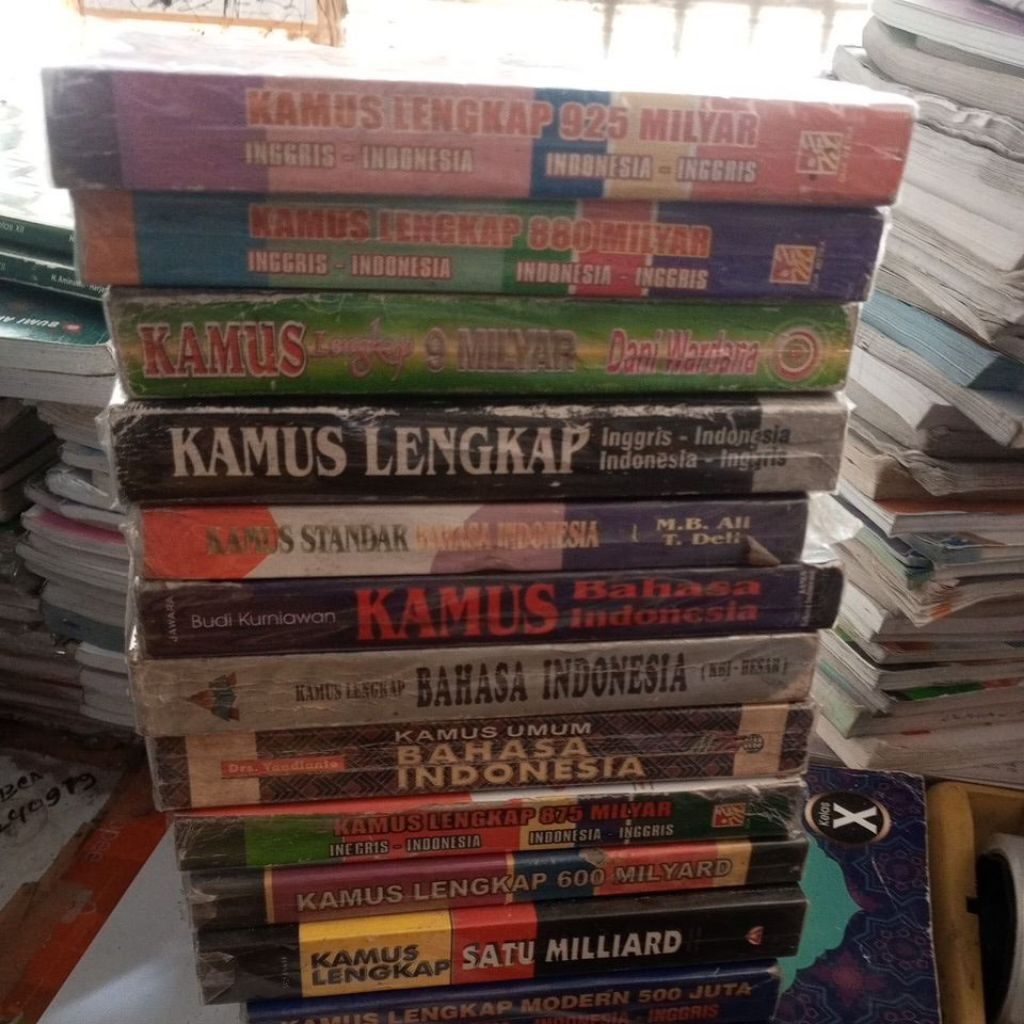 BAZAR KAMUS BAHASA INGGRIS BEKAS LAYAK BACA DAN BAHASA INDONESIA