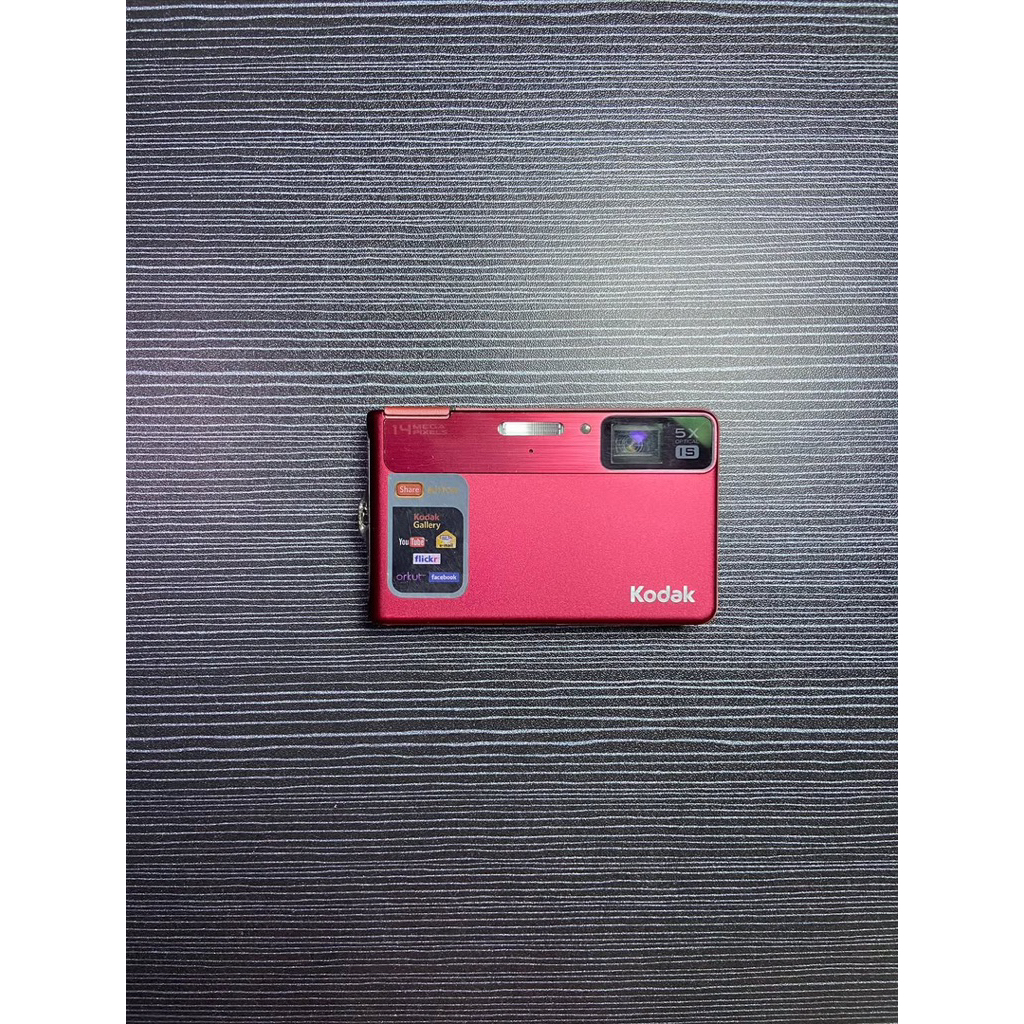 Kodak M590 ( Digicam )