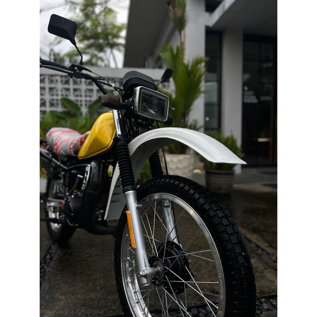 spakbor / front fender model ufo maico