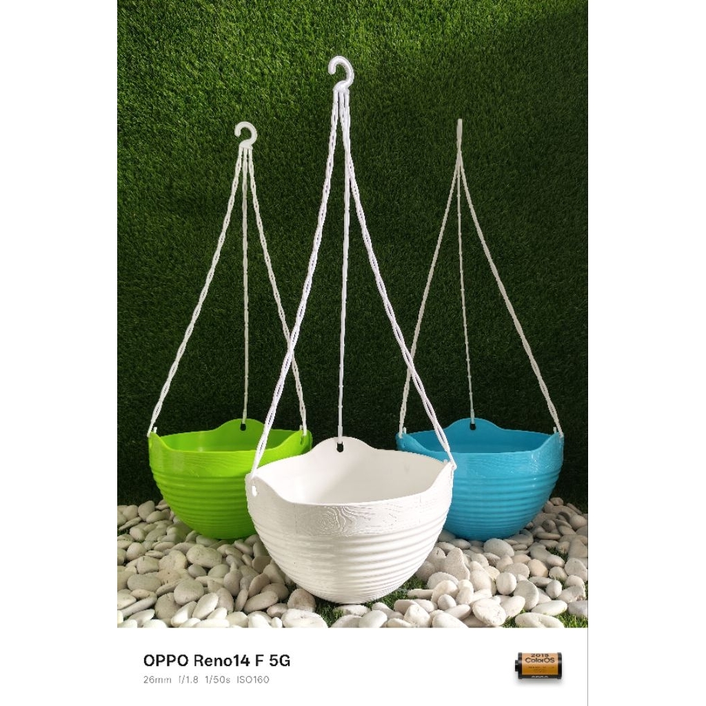 Pot Bunga Tanaman Gantung Gentong Warna Warni