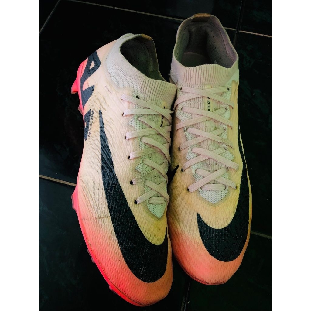 Sepatu Bola Nike AirZoom Mercurial PREMIUM SECOND