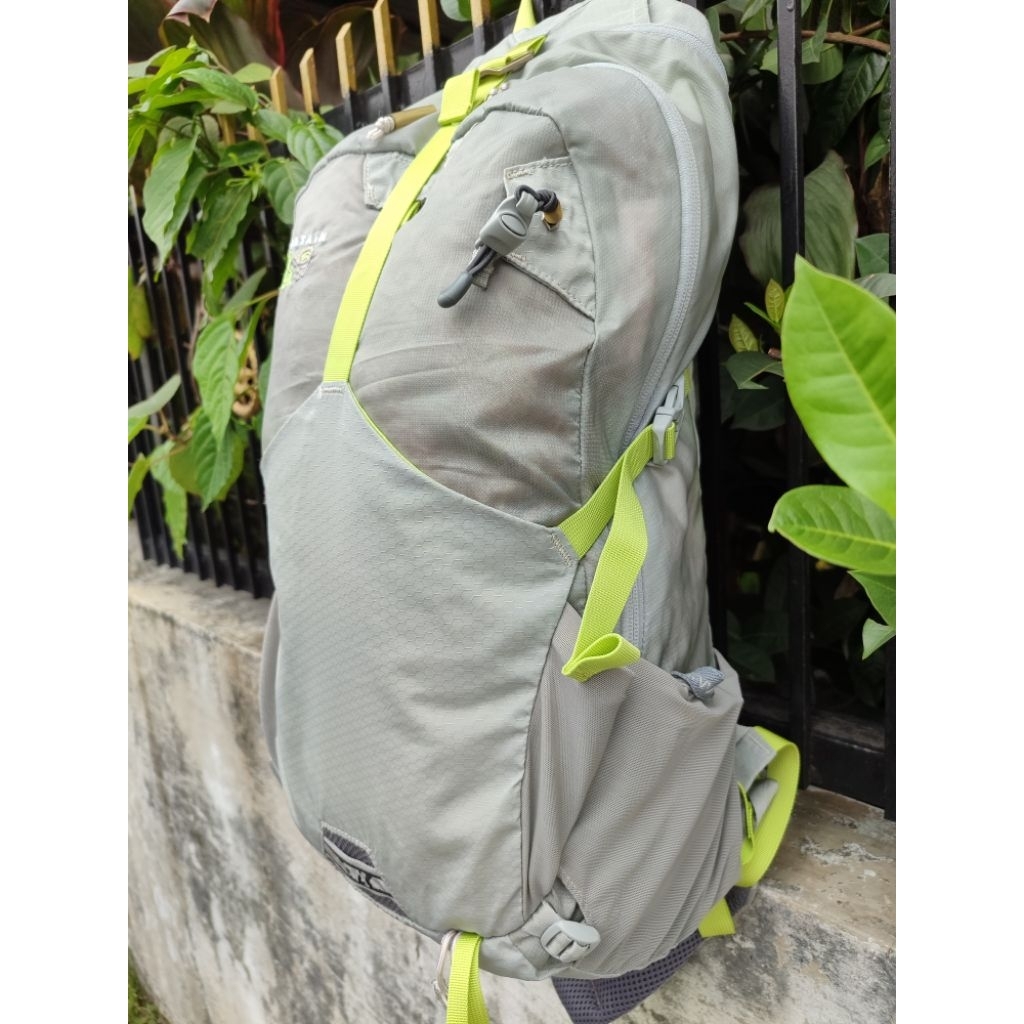 original mountain hardwear fluid 18 tas gunung