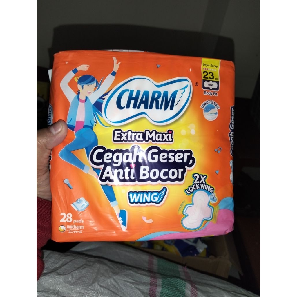 charm pembalut