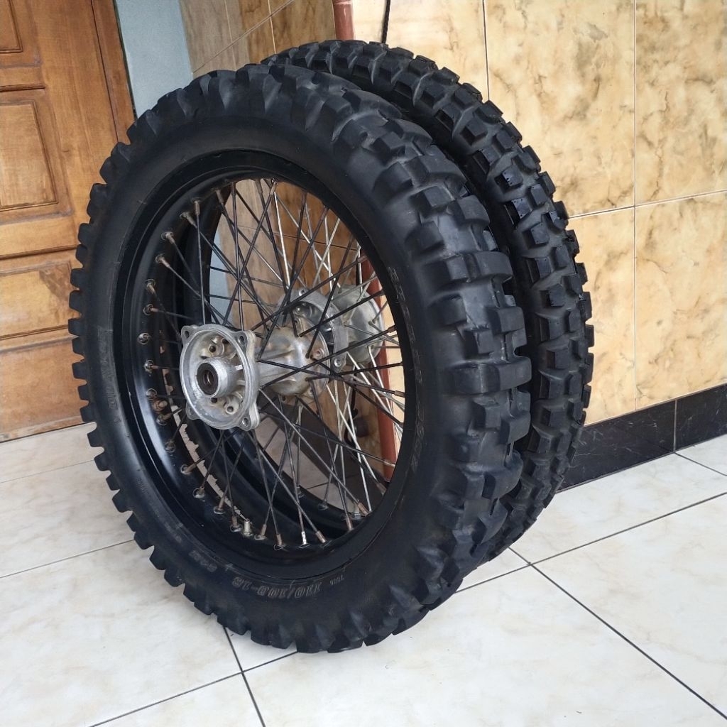 whelset klx ring 21 18 whelset klx 18 21 Wheelset klx ring 21 18 whelset klx atau D-Tracker ring 21 