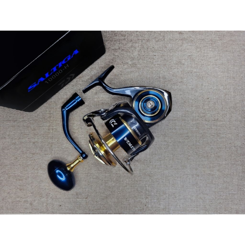 Reel Daiwa Saltiga 10000H Fullset box