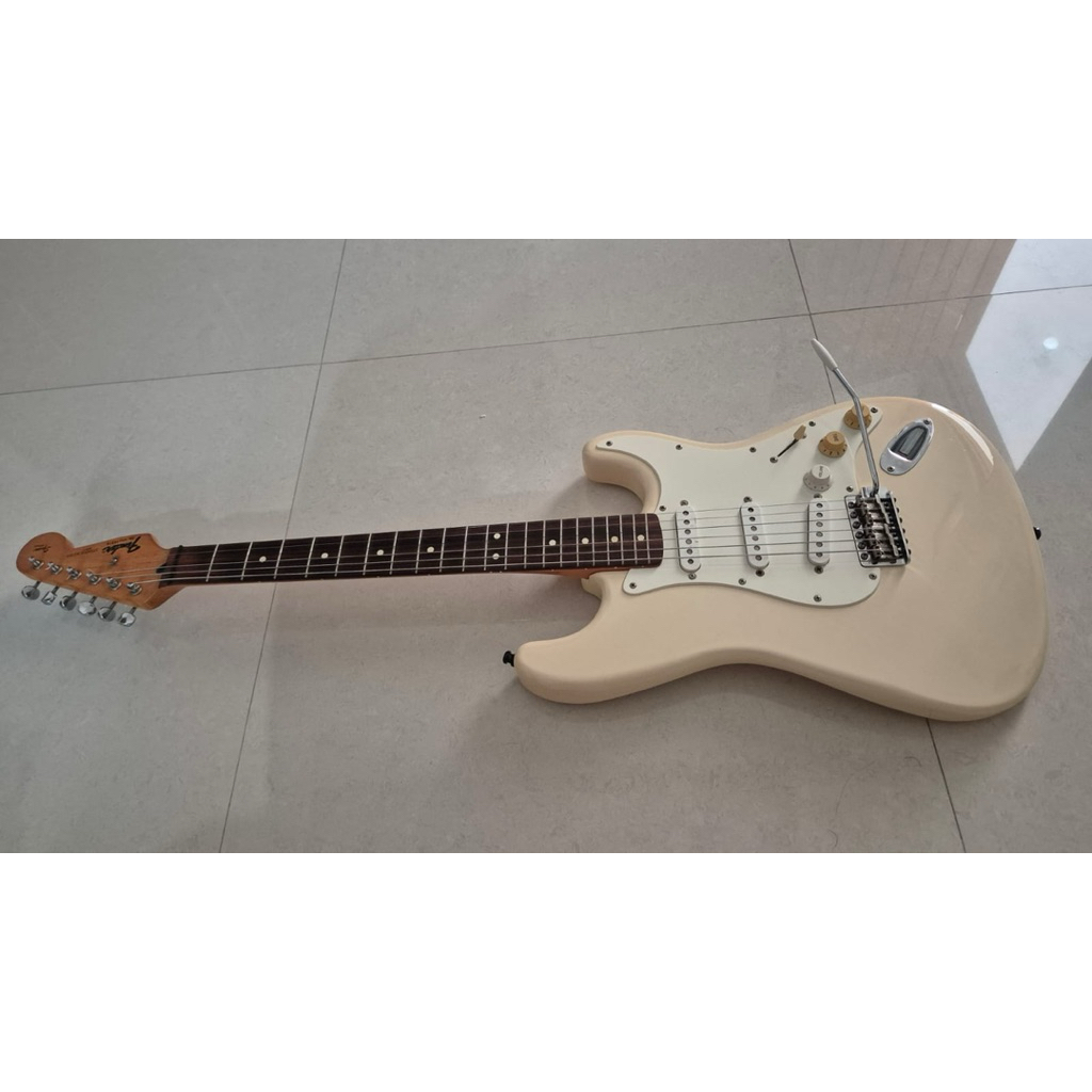 Gitar | Guitar Electric Fender Stratocaster Made in Mexico 1994