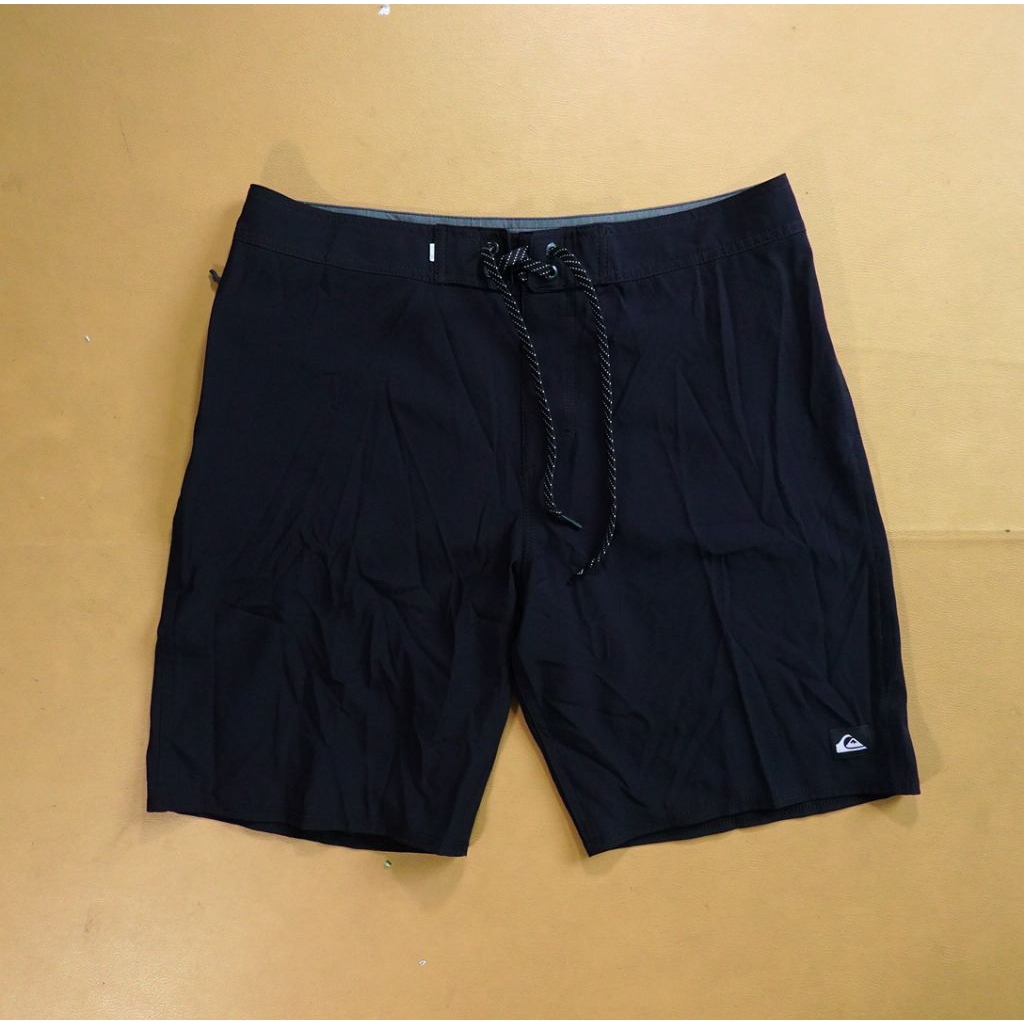 CELANA BOARDSHORT QUIKSILVER ORIGINAL