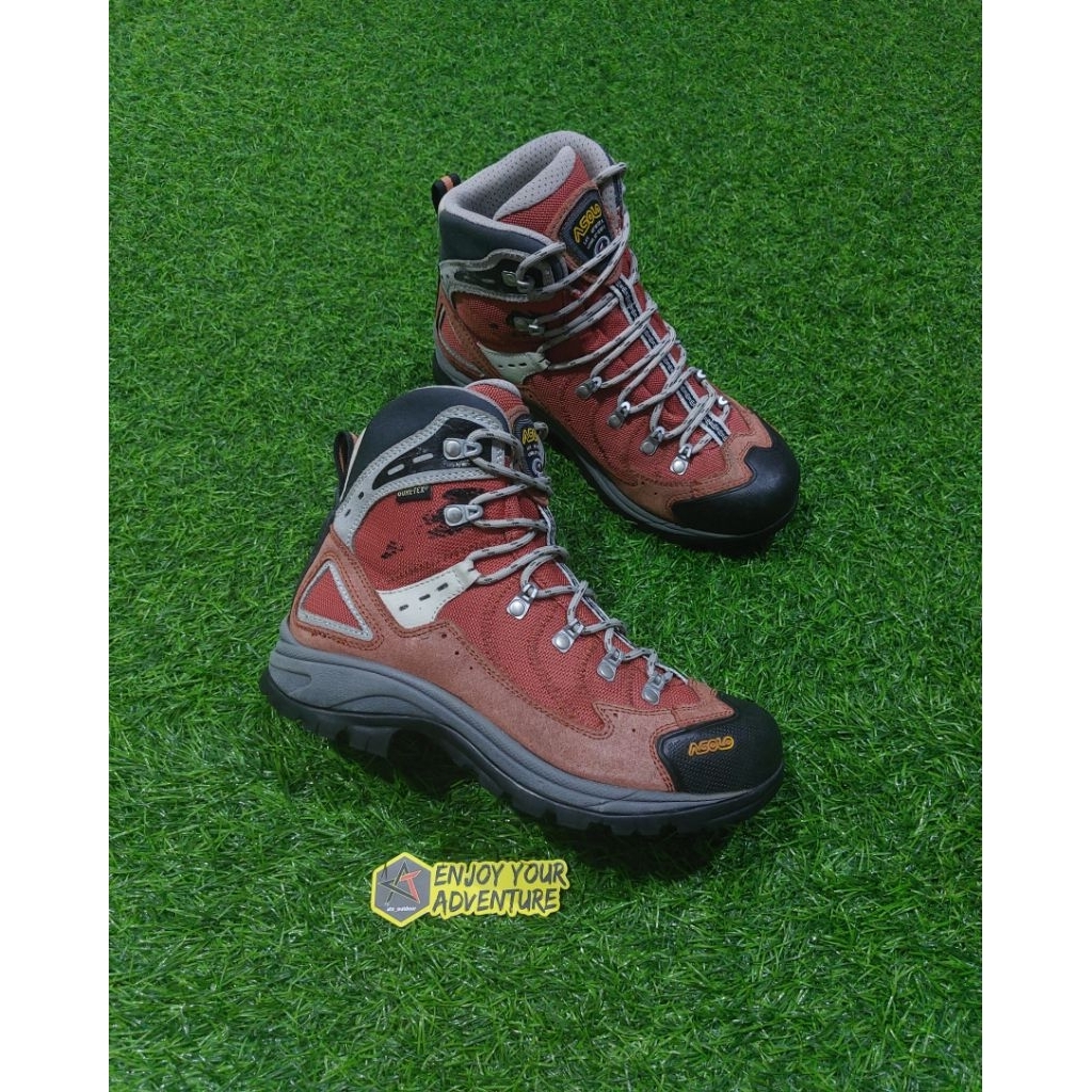 sepatu gunung trekking asolo size 37