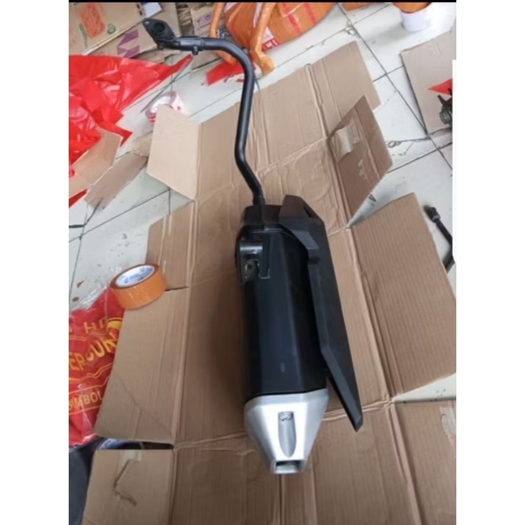 Knalpot standar vario 125/150 old original lepasan