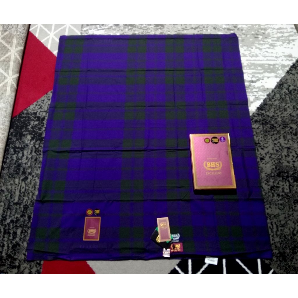 sarung BHS kotak jadul, kdt, sandur, lawas otb olive kotak besar excellent tipe tertinggi / gold