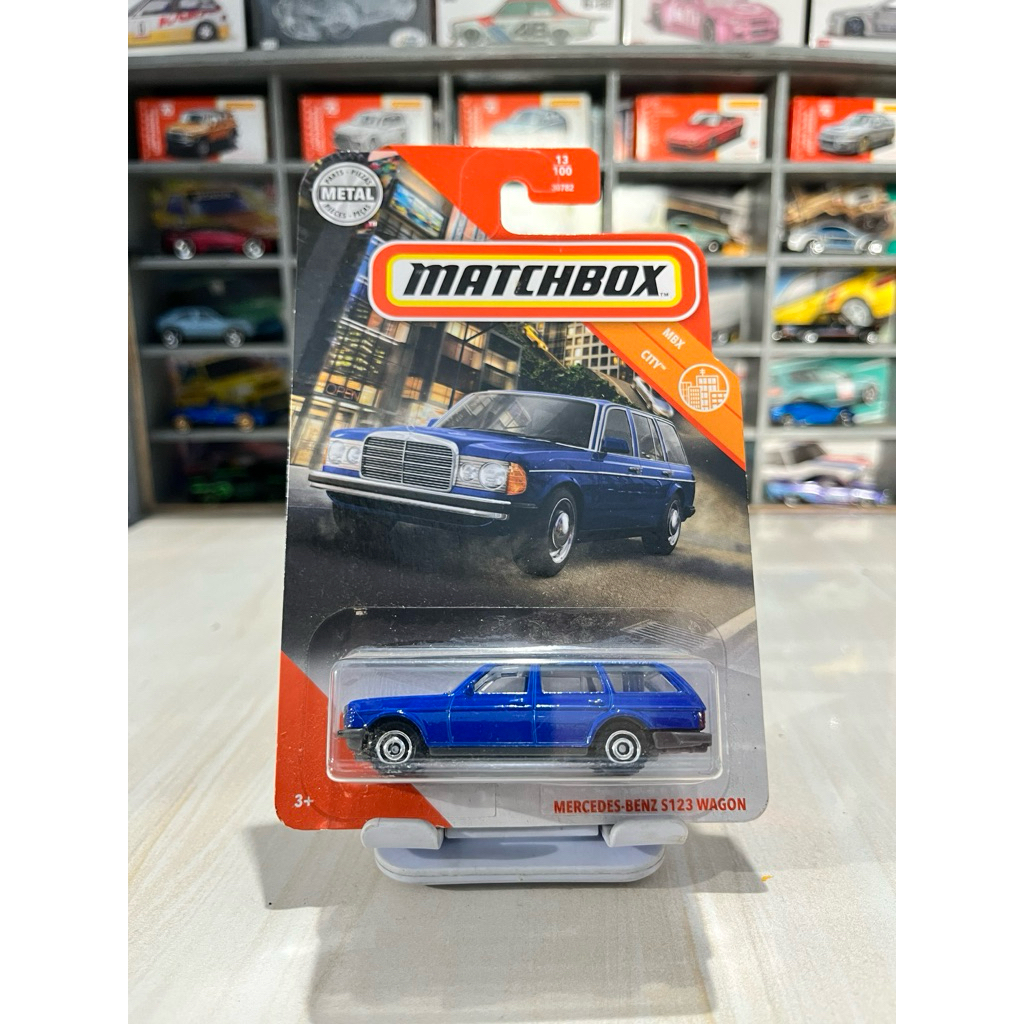 Matchbox Mercedes Benz W123 Wagon