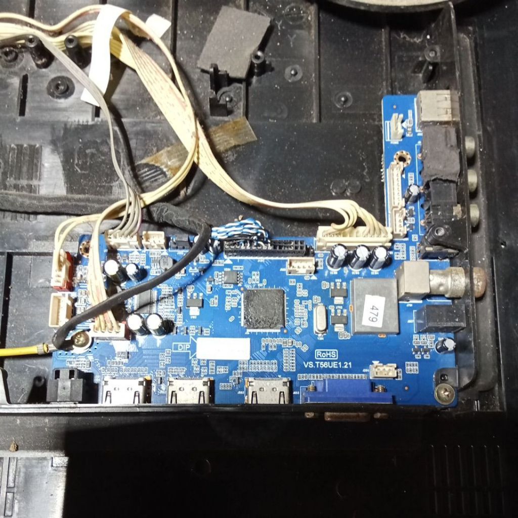 mainboard tv lcd polytron PLD32D700