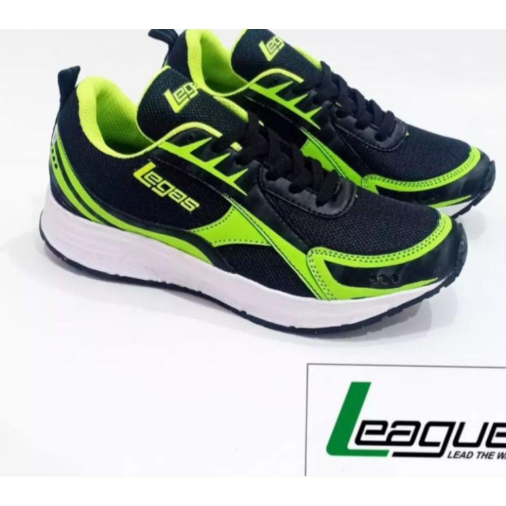 sepatu olahraga , Legas persit