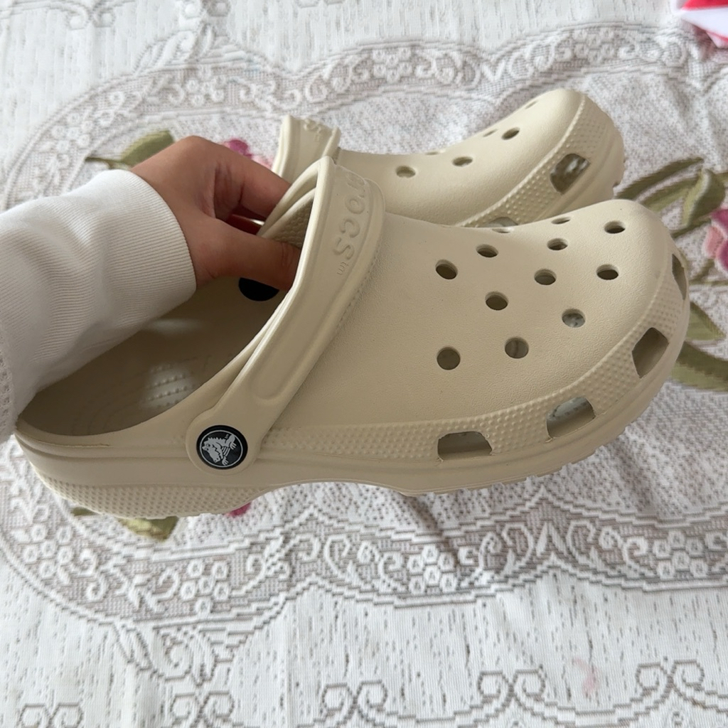 Preloved* Crocs Clasic Unisex Clog - bone (BACA DESKRIPSI)