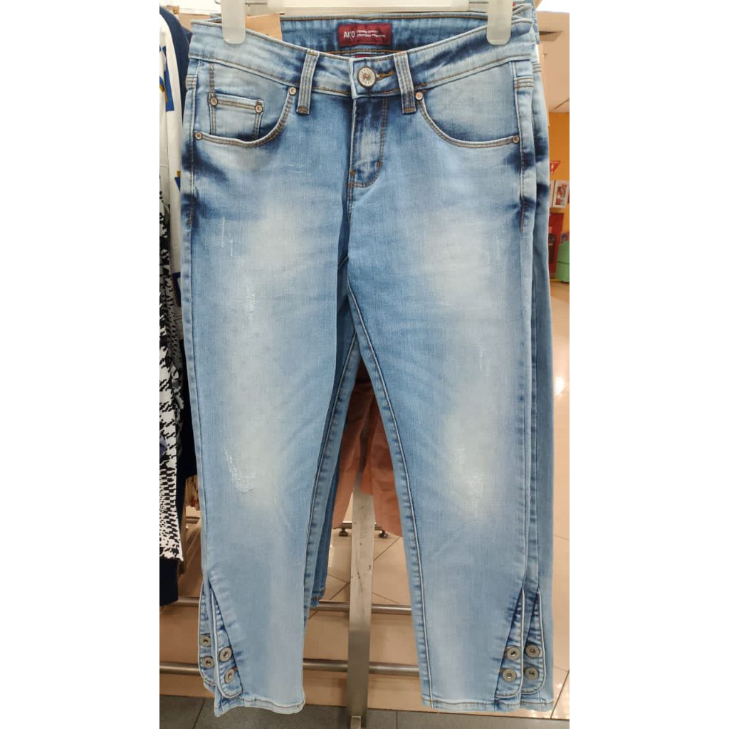 Celana wanita AKO Jeans