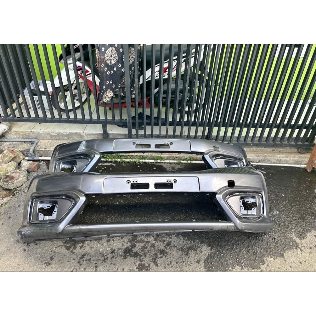 bumper bemper depan Honda Brio rs original