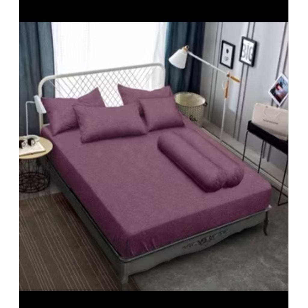 Vallery Quincy - Sprei King 180x200 tinggi 30 emboss (PRELOVED)