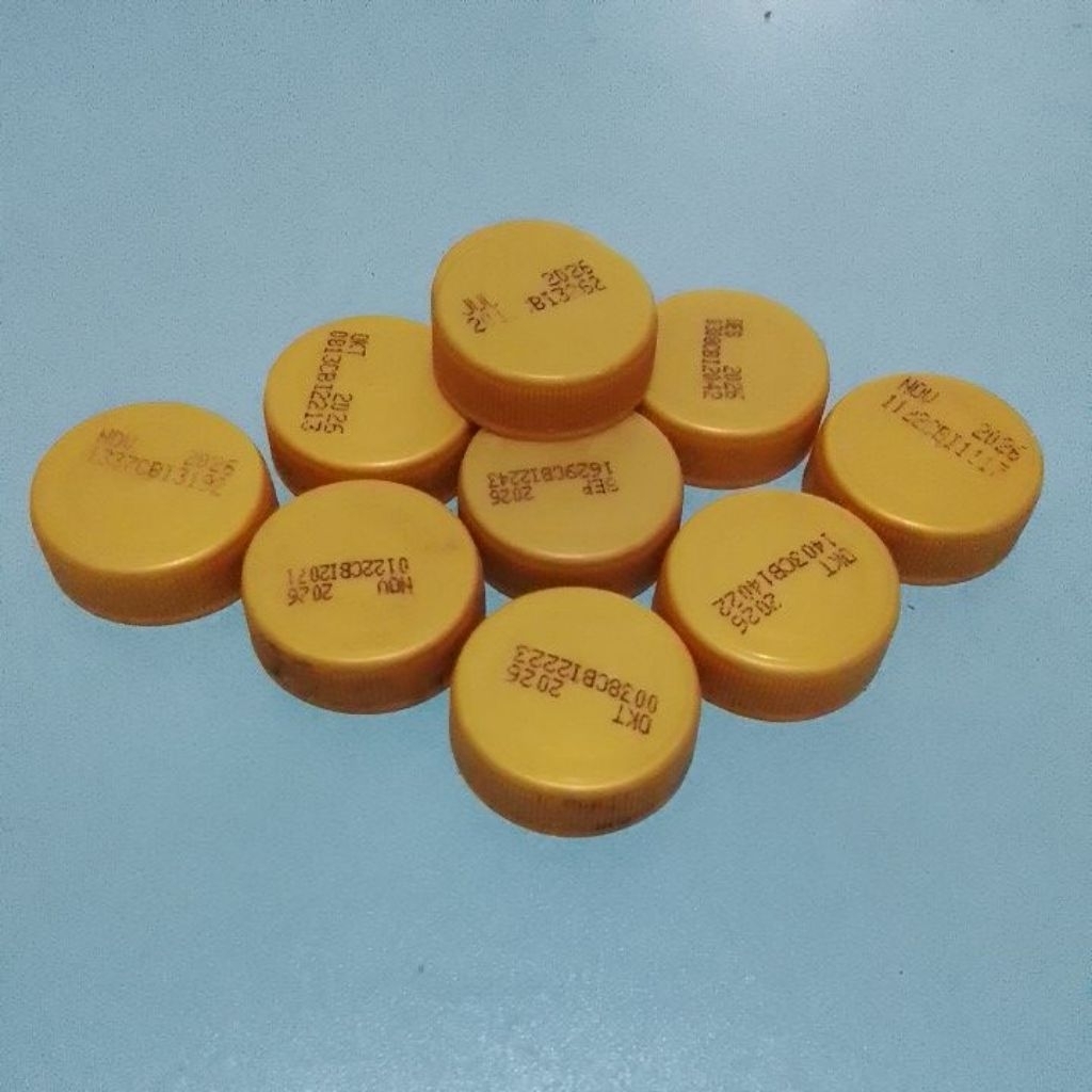 Tutup Botol Plastik Bekas Warna Gold Emas