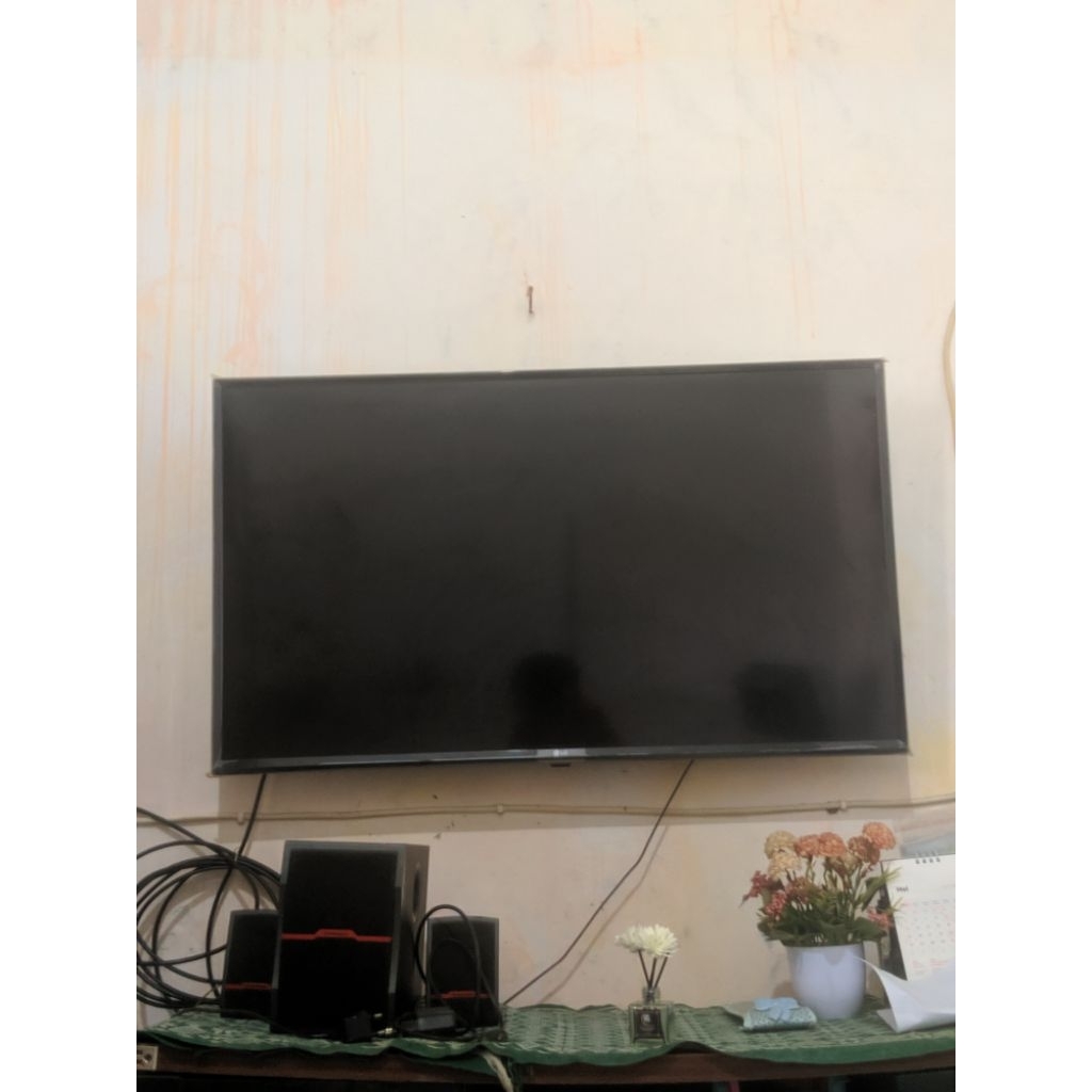 TV LG 43 INCHI