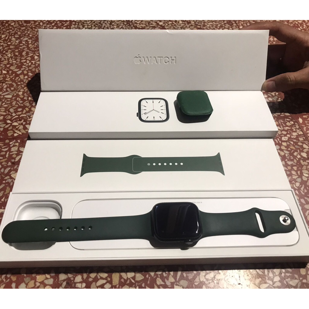 Iwatch Apple Series 7 45mm second warna green