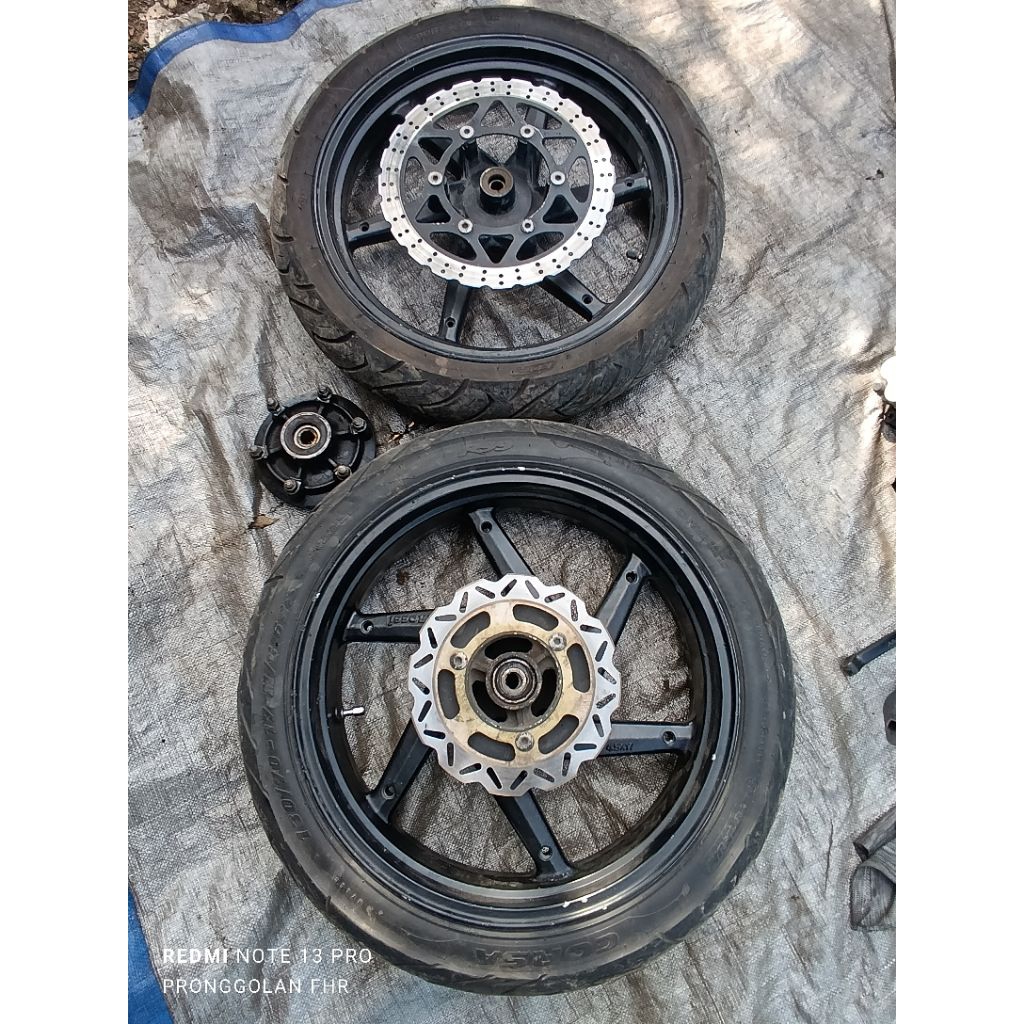 Velg velg roda VRossi rossi rosi bekas NINJA 250 KARBU CBU